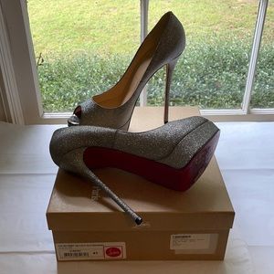 Christian Louboutin size 41 fetish peep 150